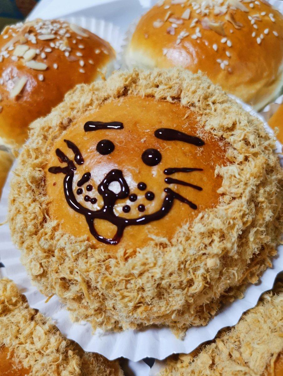 肉松海苔小狮子面包