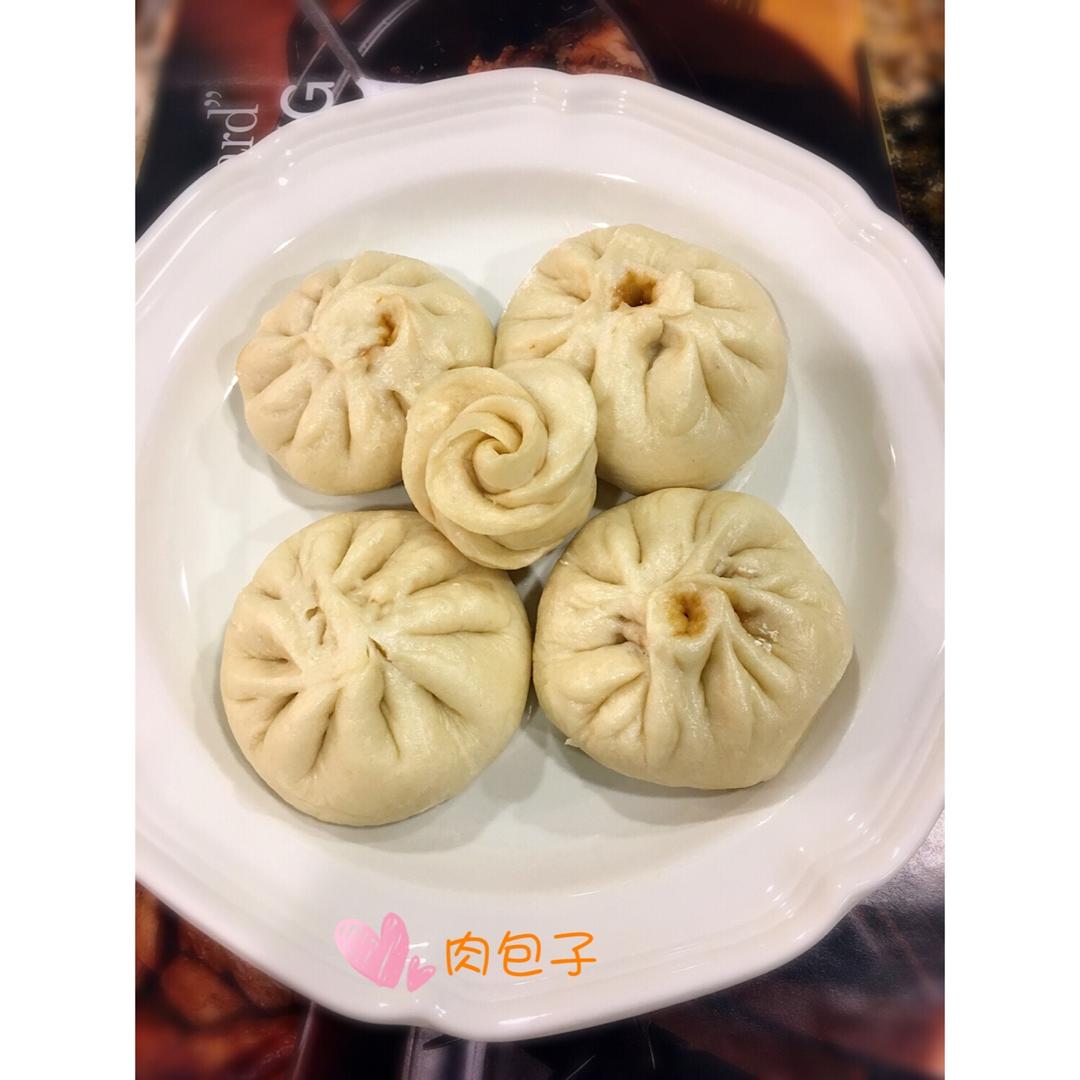 肉包子,杠杠的