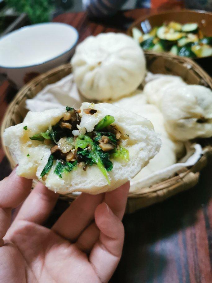 香菇青菜包