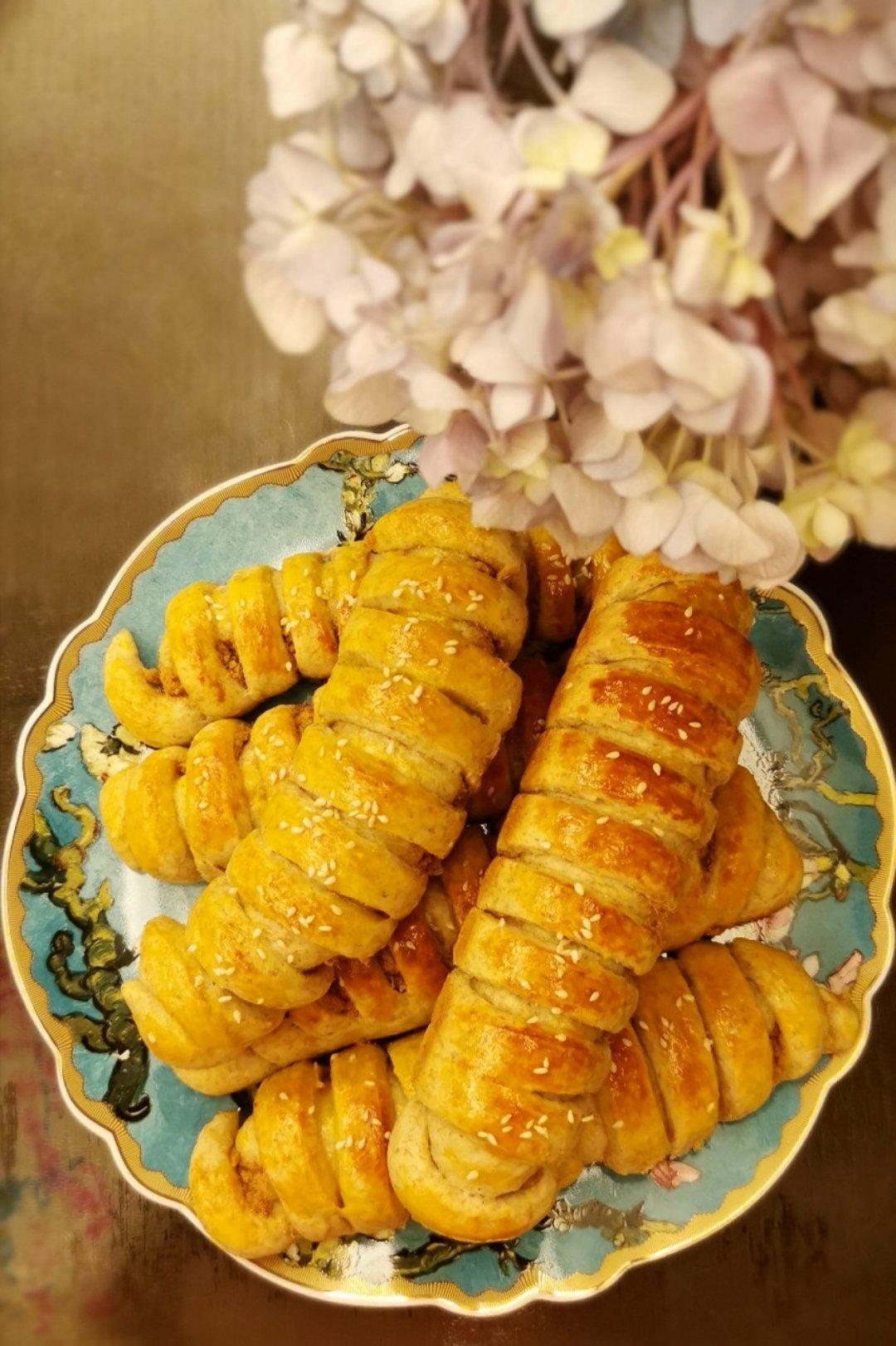 毛毛虫肉松面包