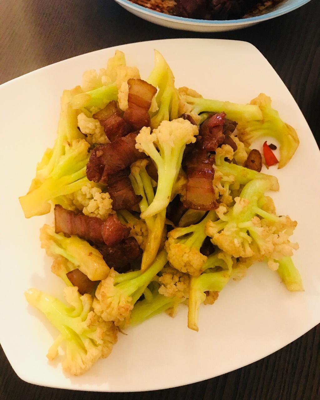老丁的私房菜-干锅花菜