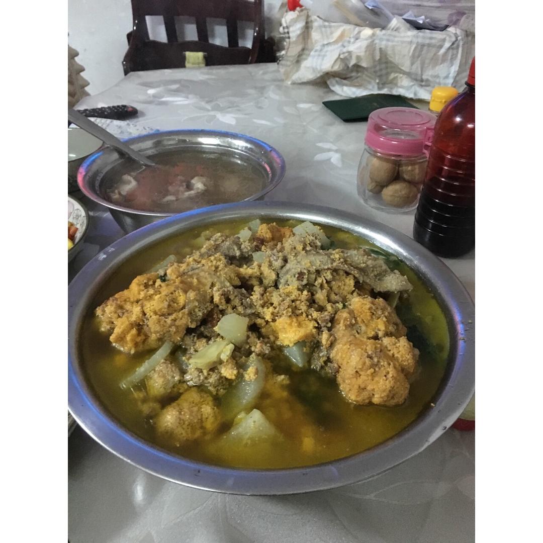 新疆正宗柴窝铺辣子鸡