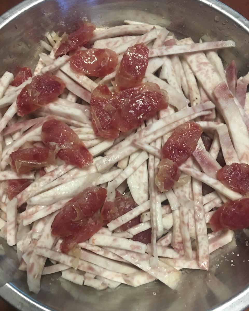 轻尘l做的芋头丝蒸腊味
