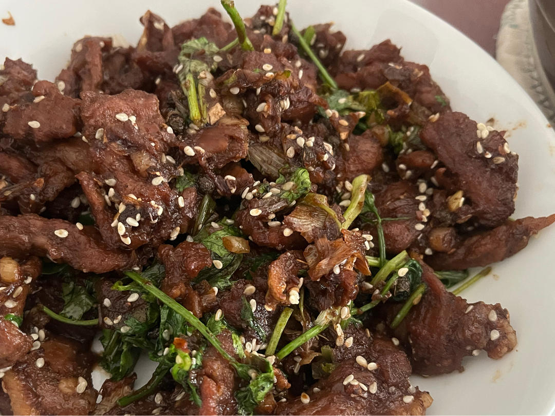 厨师长教你：“孜然羊肉”的家常做法，香味浓郁，简单易学，收藏