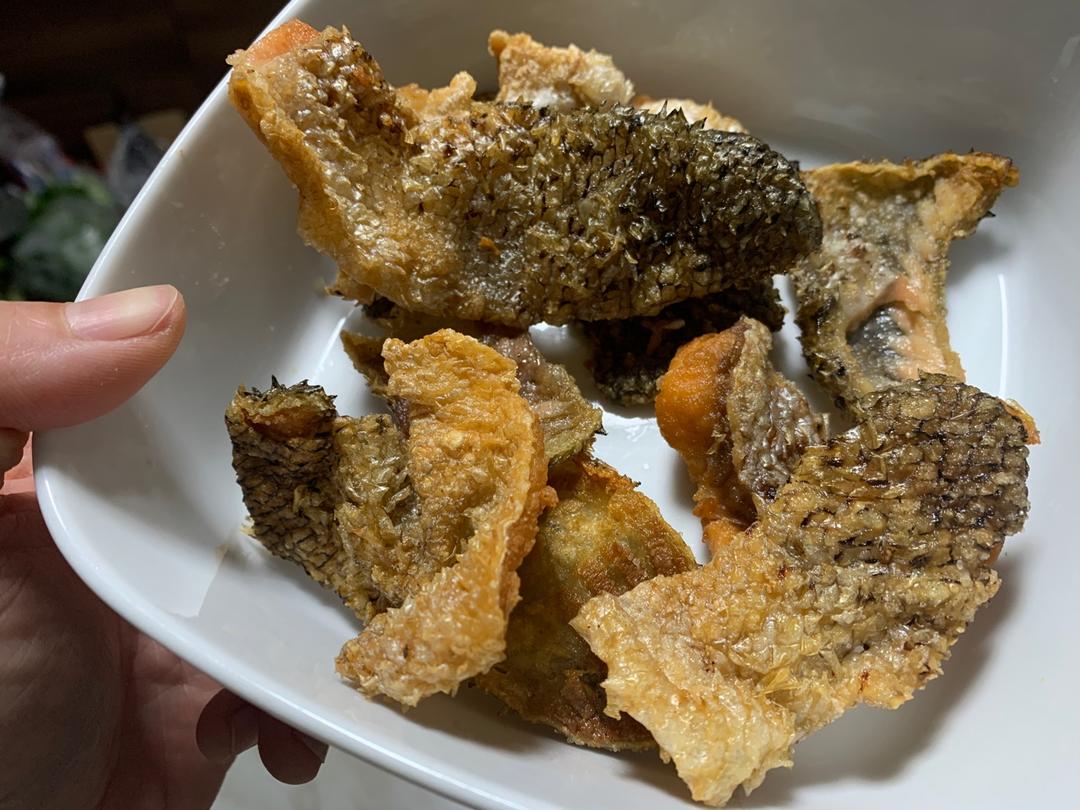 香炸三文鱼皮