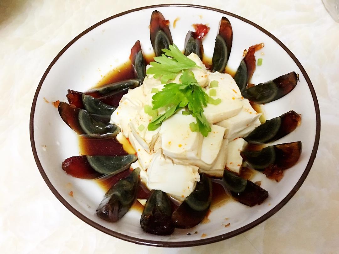 皮蛋豆腐