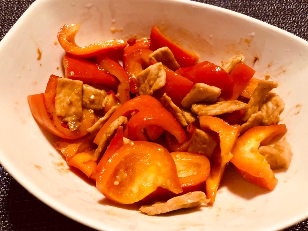 彩椒炒肉