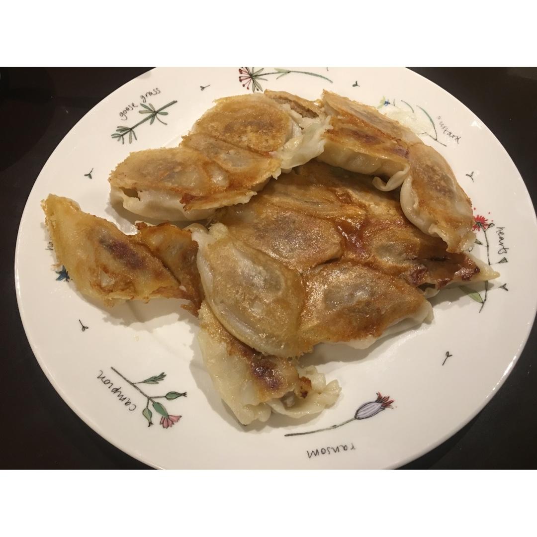脆底煎饺