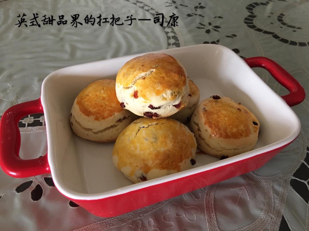 超级松软完美裂纹的司康-English scones