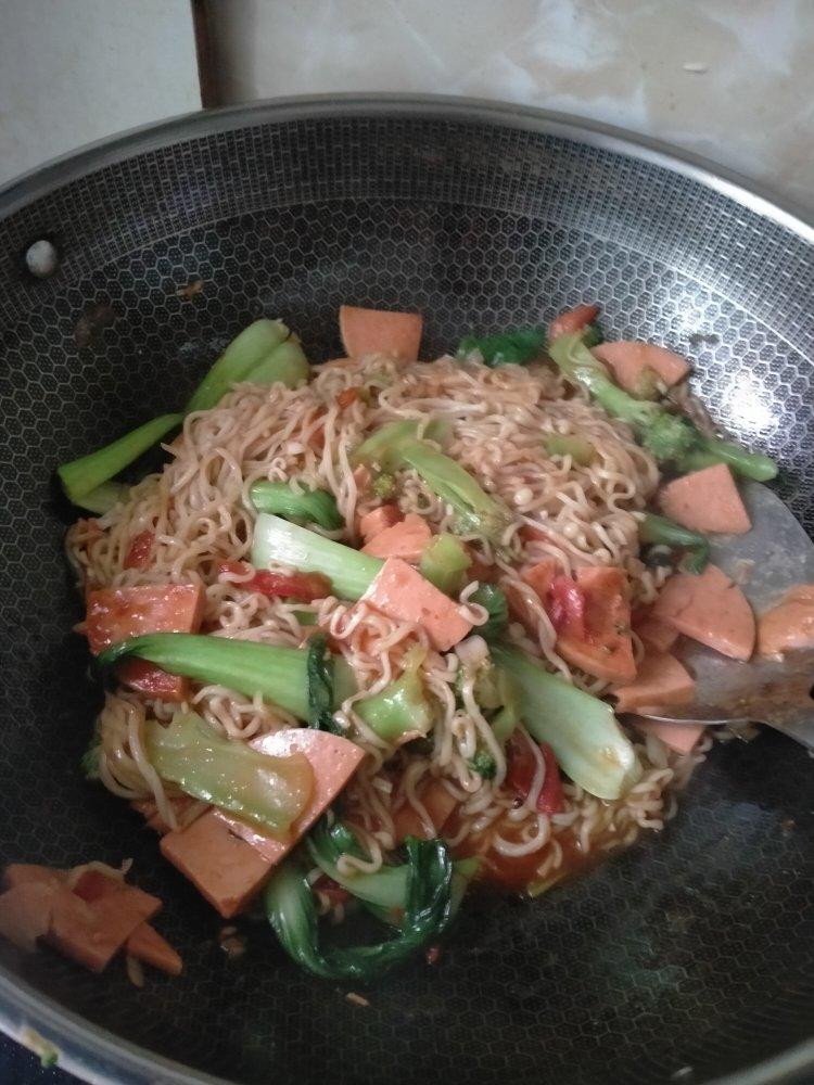 深夜食堂 炒方便面🍜