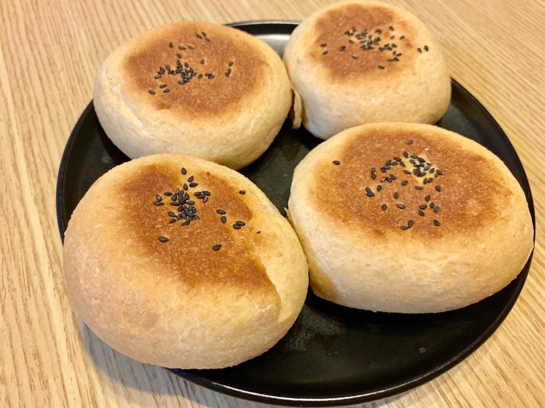 日式豆沙面包（皮肤透亮的软妹子）