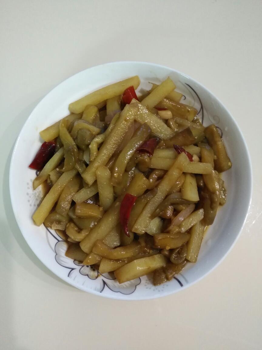 土豆炒茄子的做法