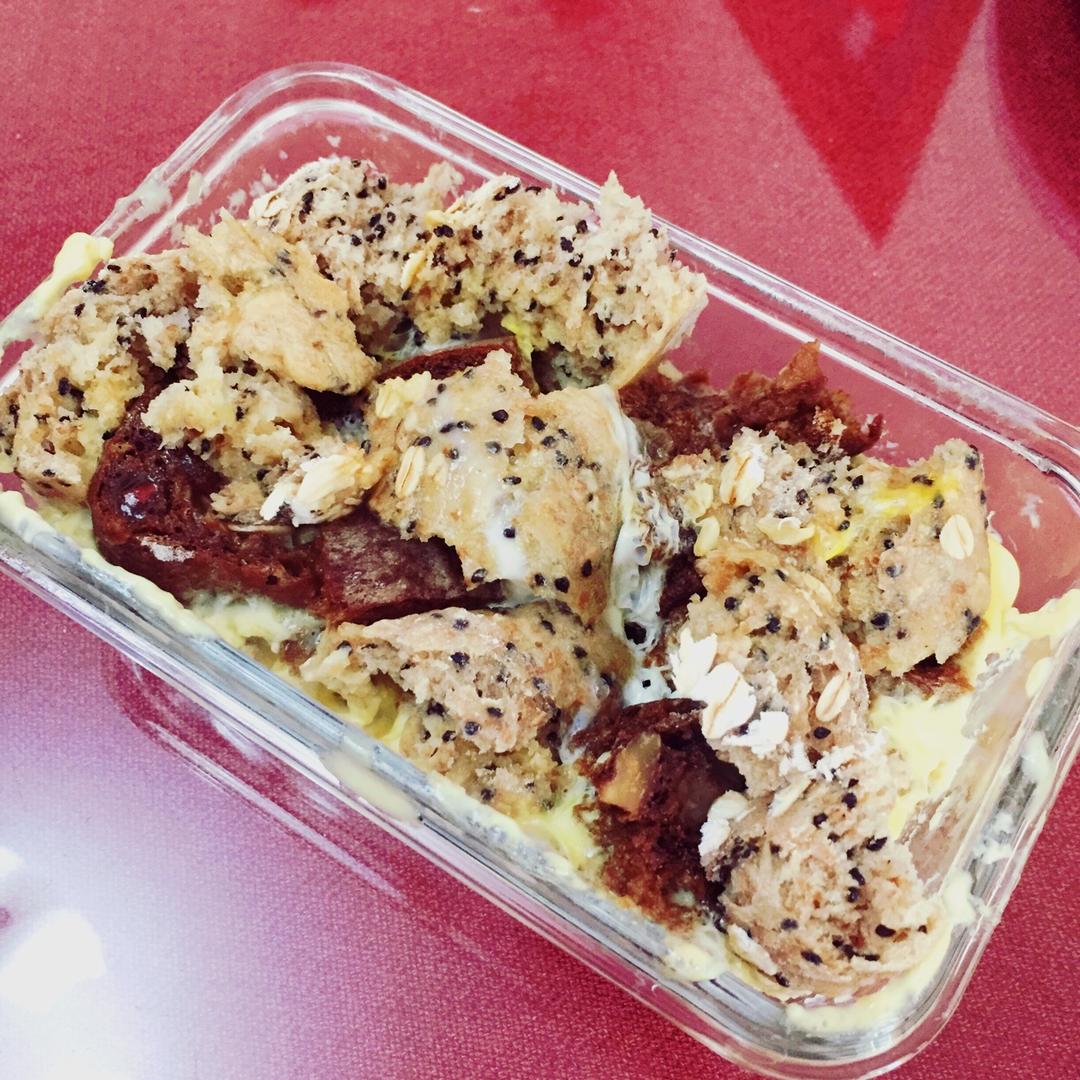 微波炉版面包布丁