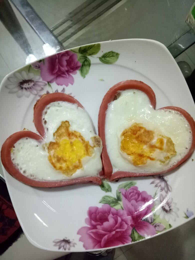 手机用户2177_2uvj做的爱心早餐.