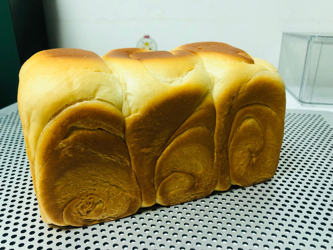 超柔牛奶棉花吐司（最详细的吐司食谱）