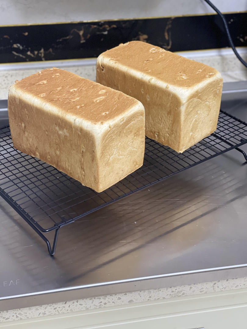 高纤低脂的全麦核桃吐司