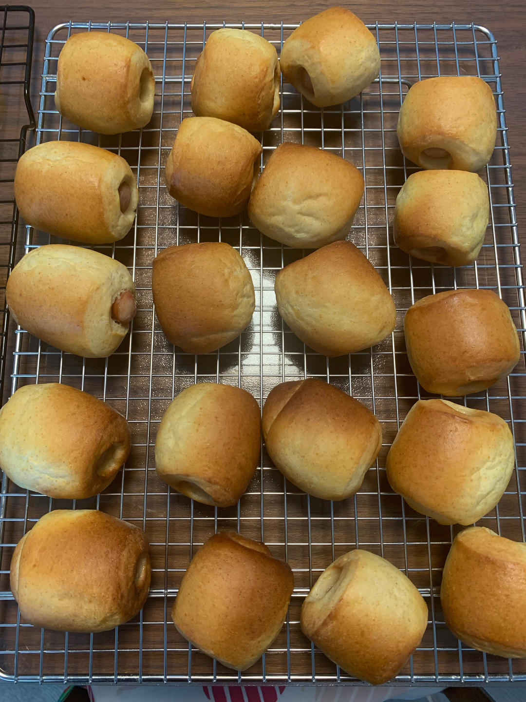 麦香德式肠仔包 | 一口一个好满足