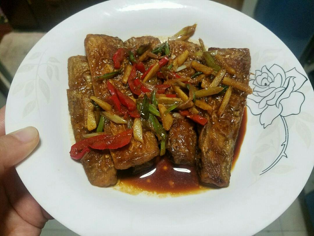 红烧带鱼