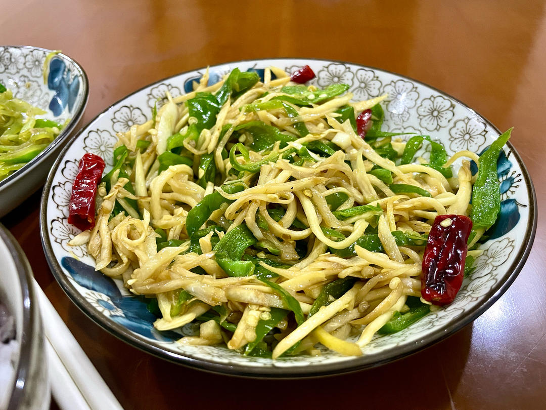 素炒茭白