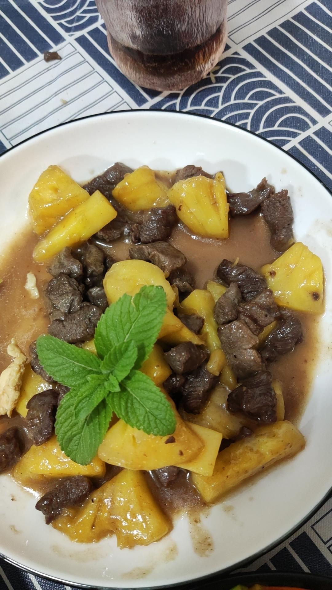 特开胃牛肉炒菠萝