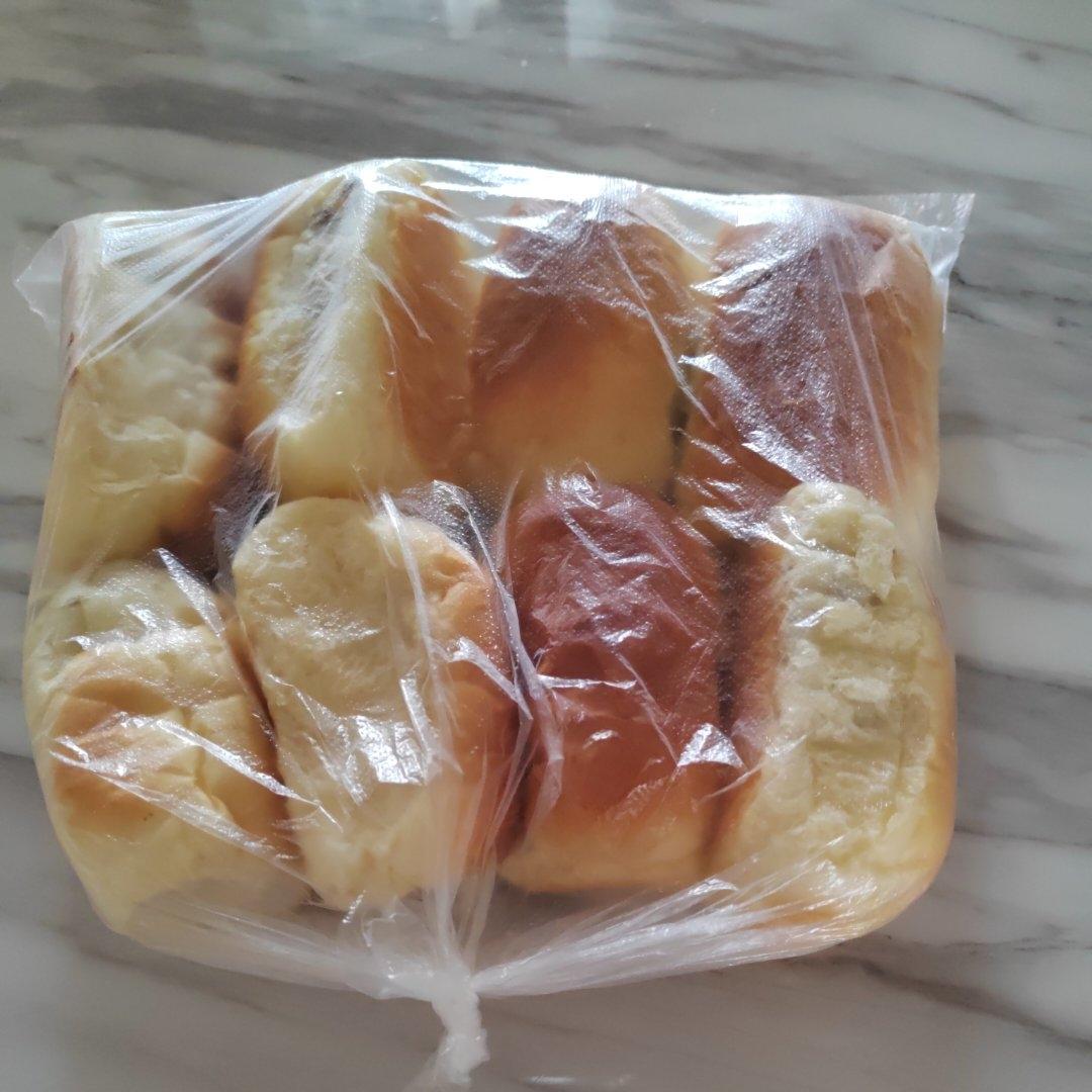 免揉膜的牛奶面包卷，没有厨师机也可以轻松做面包