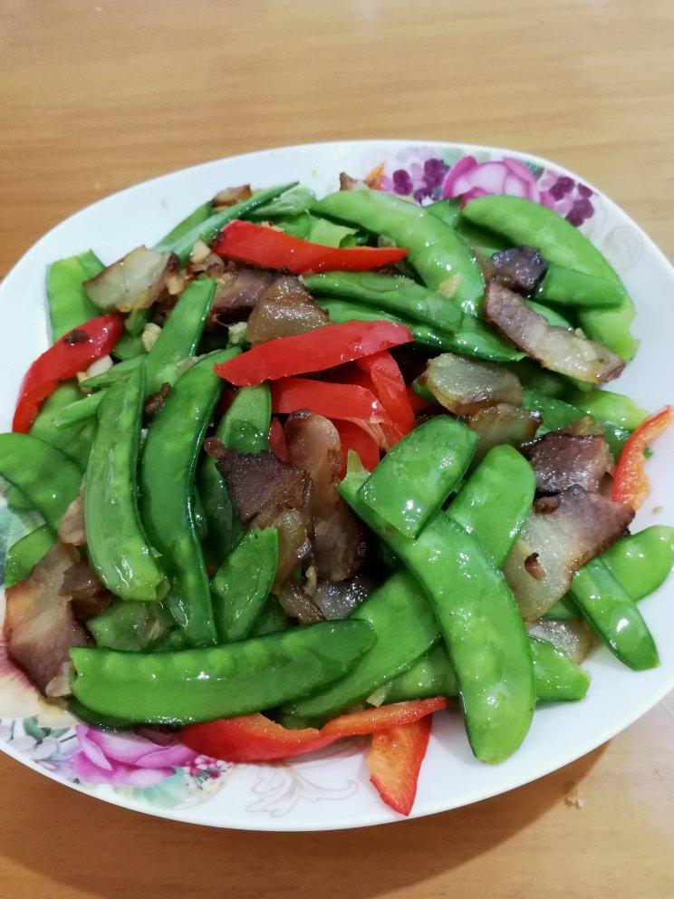 腊肠炒荷兰豆