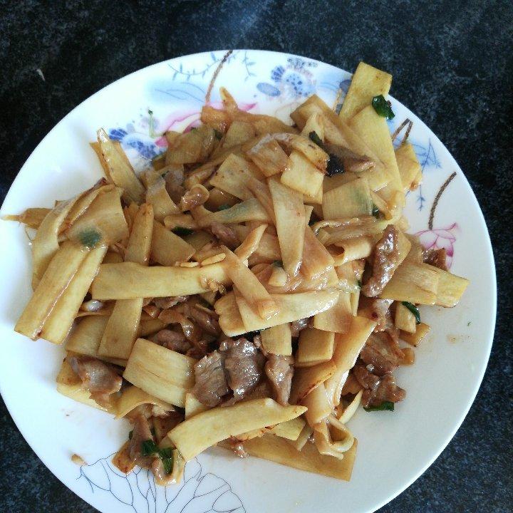 海马哥做的竹笋炒肉