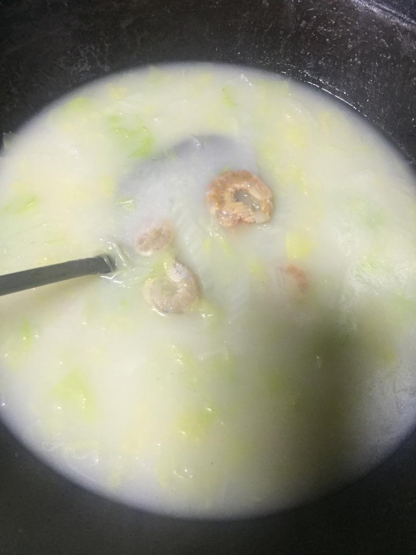 海米白菜汤（我独创的哦～超简单）