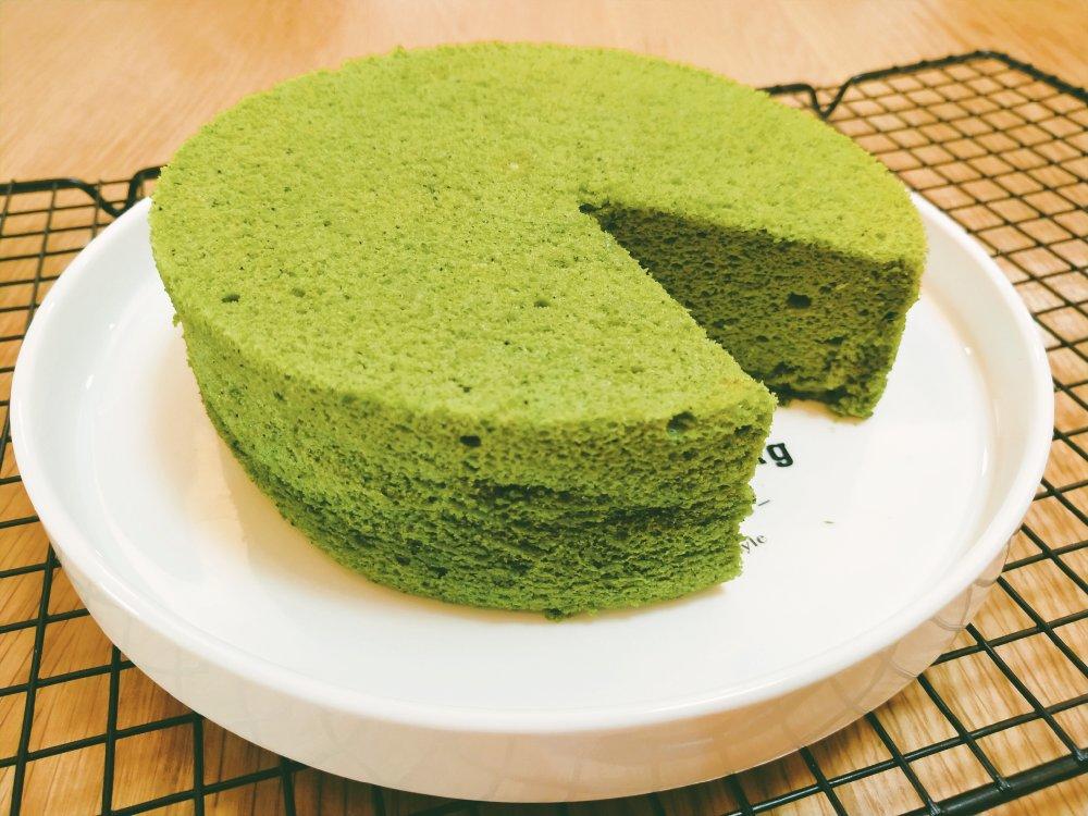 六寸抹茶戚风蛋糕