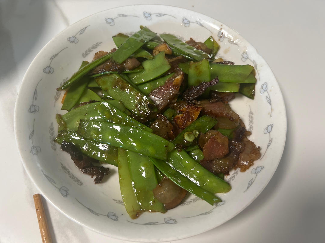 超简单！腊肉炒荷兰豆！鲜嫩好吃！