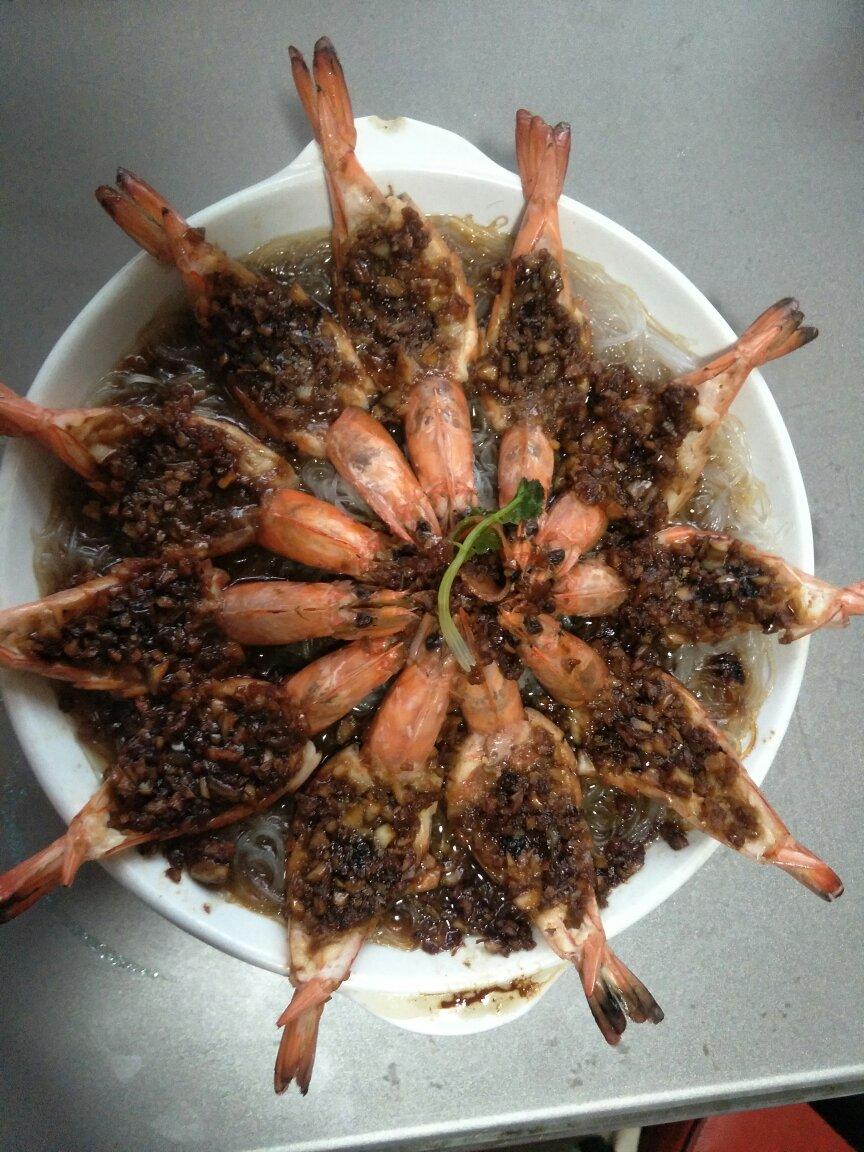 花开富贵虾（蒜蓉粉丝开背虾），超详细图文步骤！