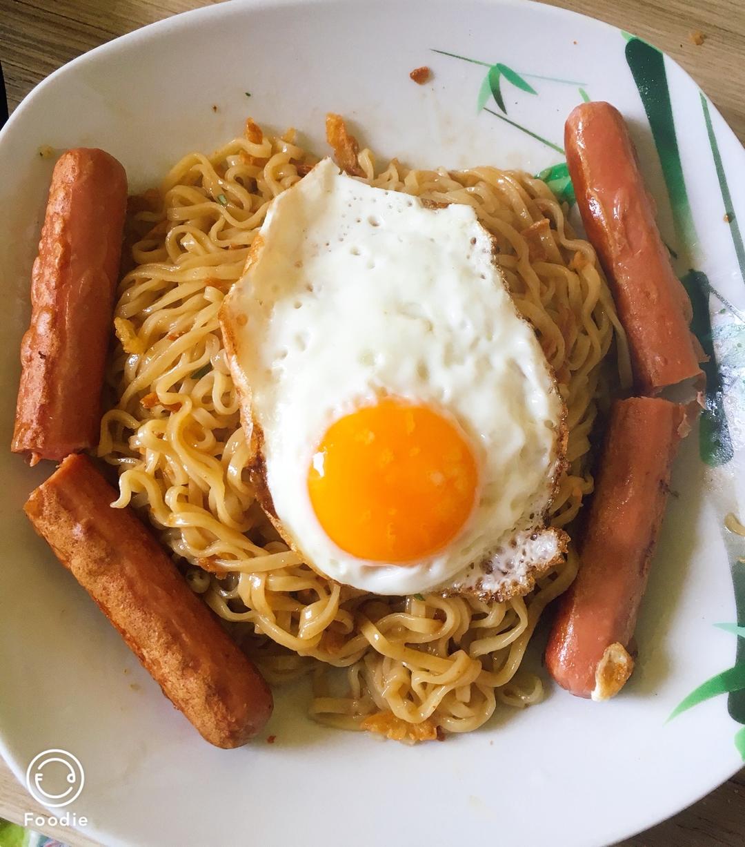 路边摊风味炒方便面