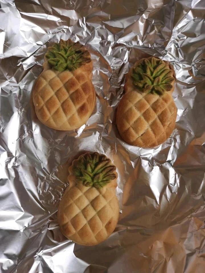 广式月饼通用饼皮（内附凤梨小菠萝🍍月饼的详细做法）