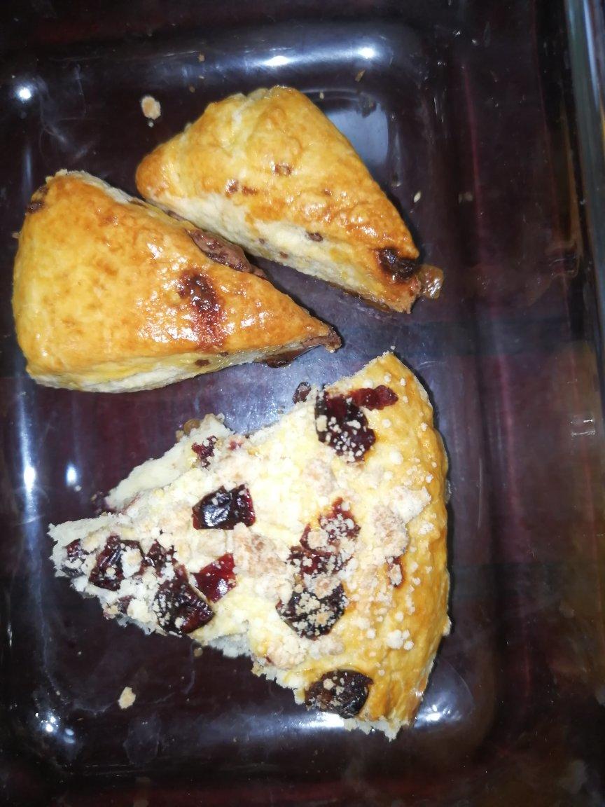 满屋飘香，口口都是满足——酥松香甜的蔓越莓蜜豆司康