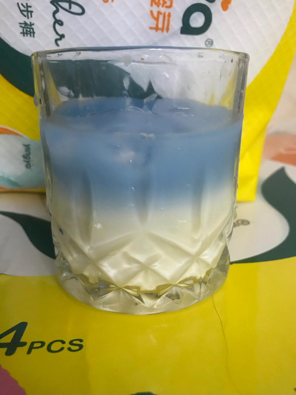 好喝的夏日饮品-富士山初雪（蝶豆花）