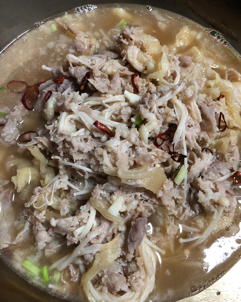 酸汤肥牛