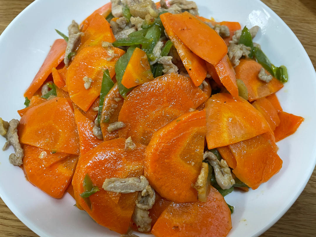 胡萝卜炒肉片