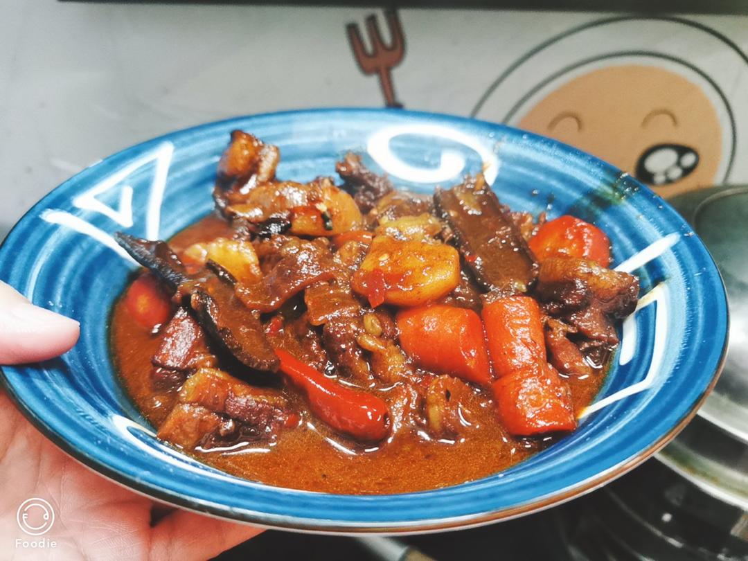 胡萝卜土豆烧牛腩