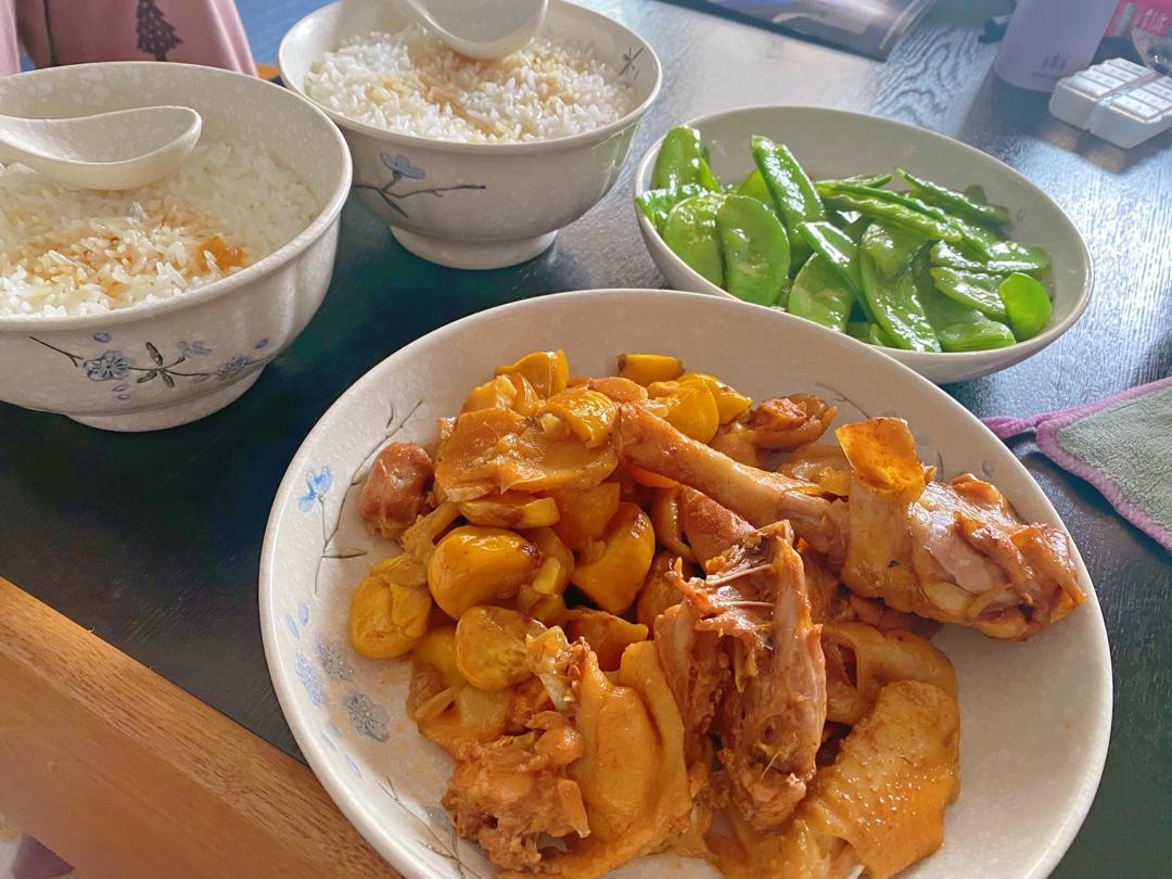 🐓栗子焖鸡🐓—秋冬正是吃栗子的季节❗️简单又好吃❗️