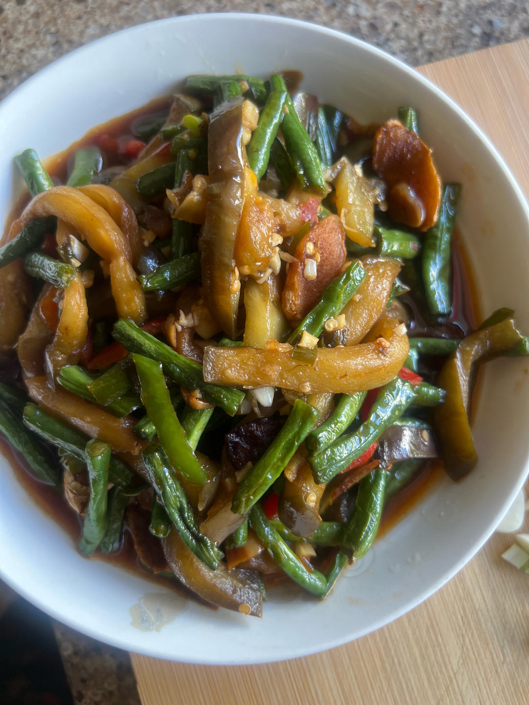 豆角炒茄子（又软又紫的秘诀）