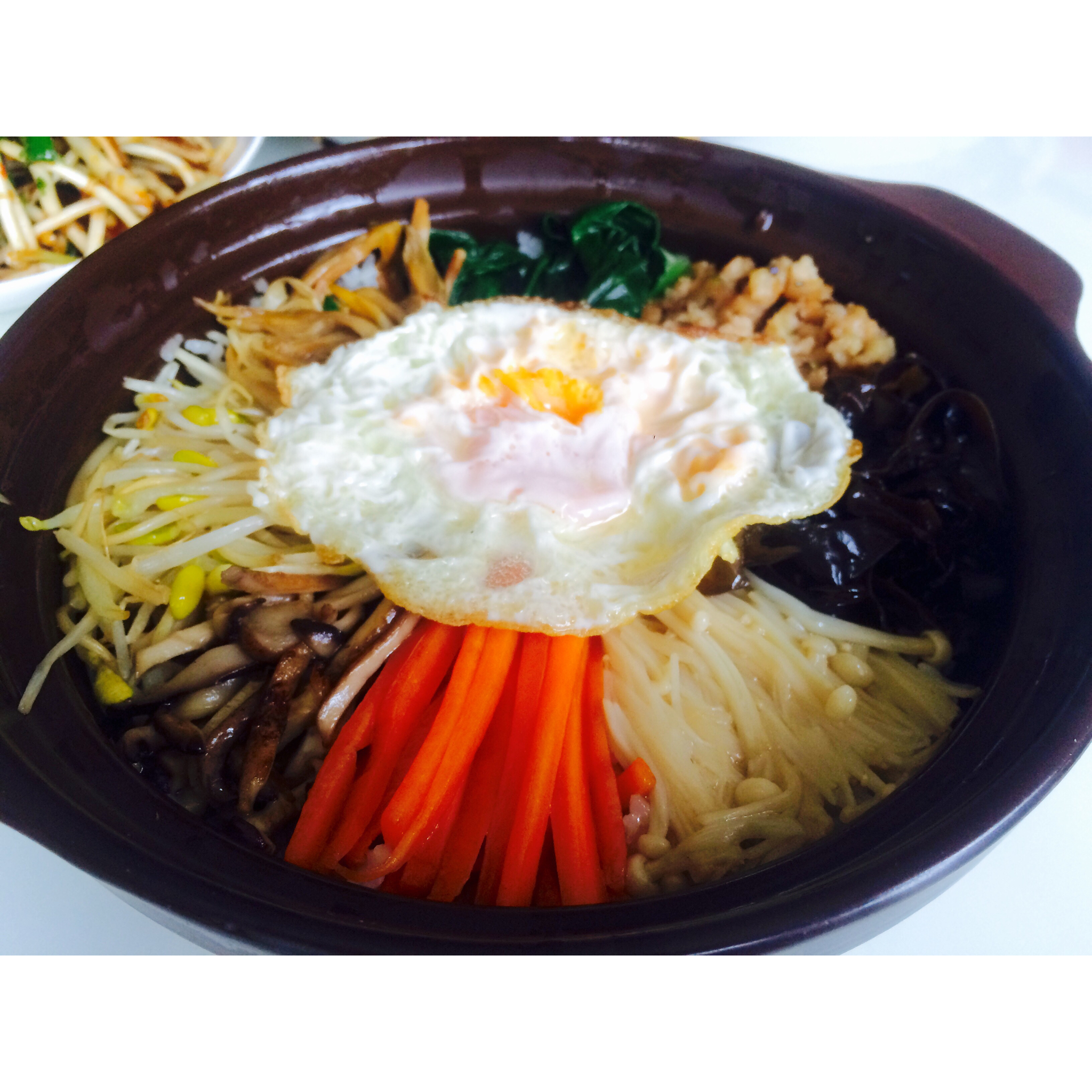 韩国石锅拌饭