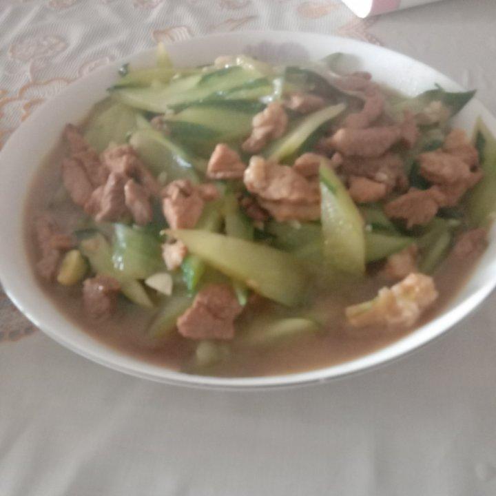 黄瓜炒肉🥳