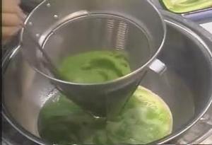 甜豆冷汤的做法 步骤3