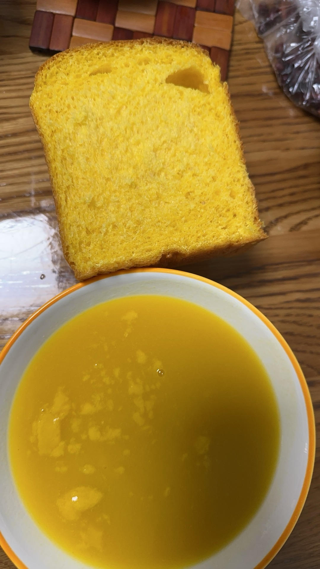 秋季养生润燥饮品，奶香板栗南瓜糊，香甜顺滑，每天一杯皮肤红润有光泽