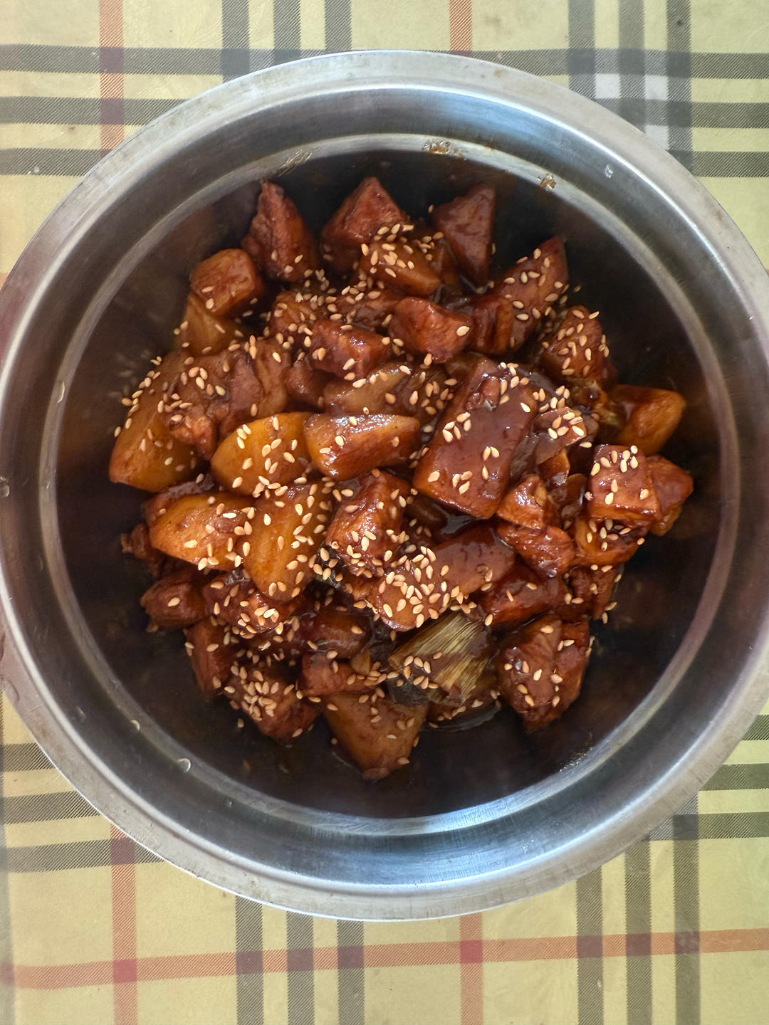 红烧肉炖土豆