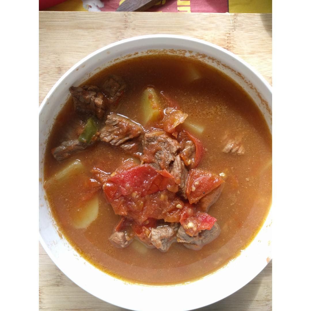 番茄土豆炖牛腩