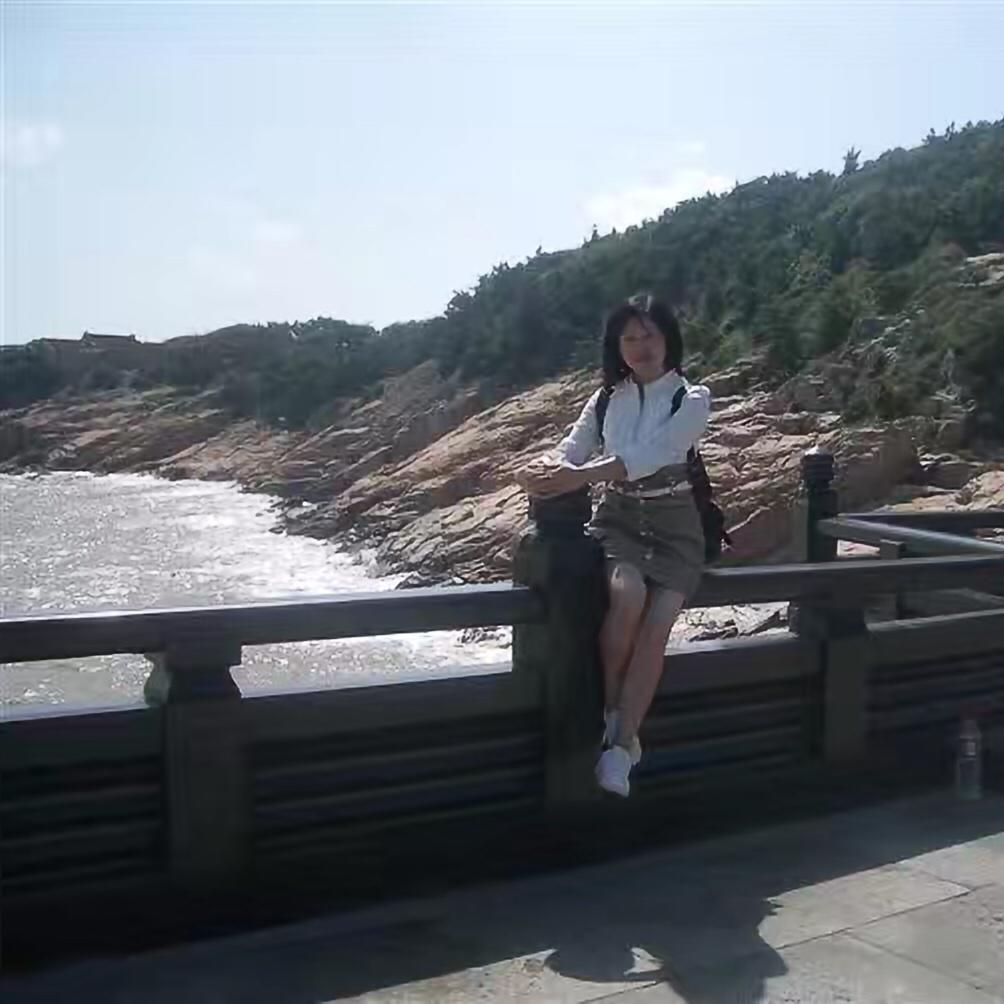 一霞姐一
