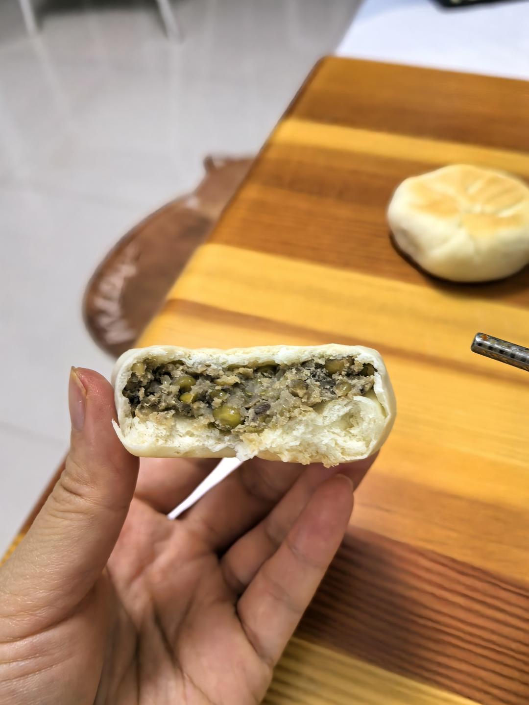 老式软皮红豆饼，低糖配方不甜不腻，做法简单可家用可私房