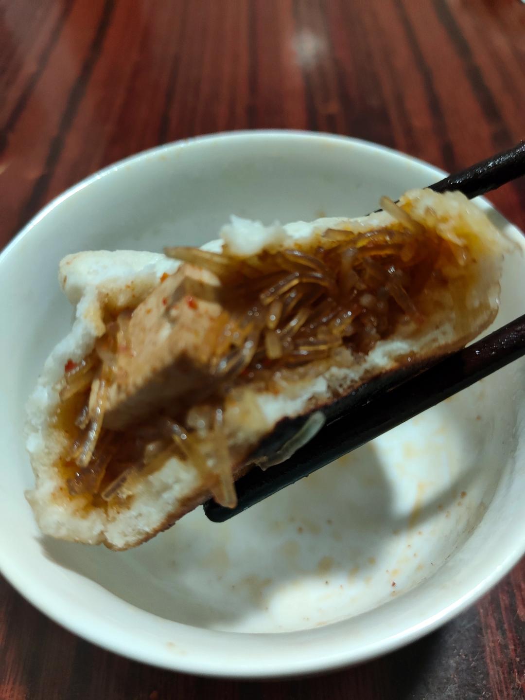 煎炉包、煎锅贴~如何煎出底部金黄酥脆的水煎发面包子，(附煎锅贴水饺)