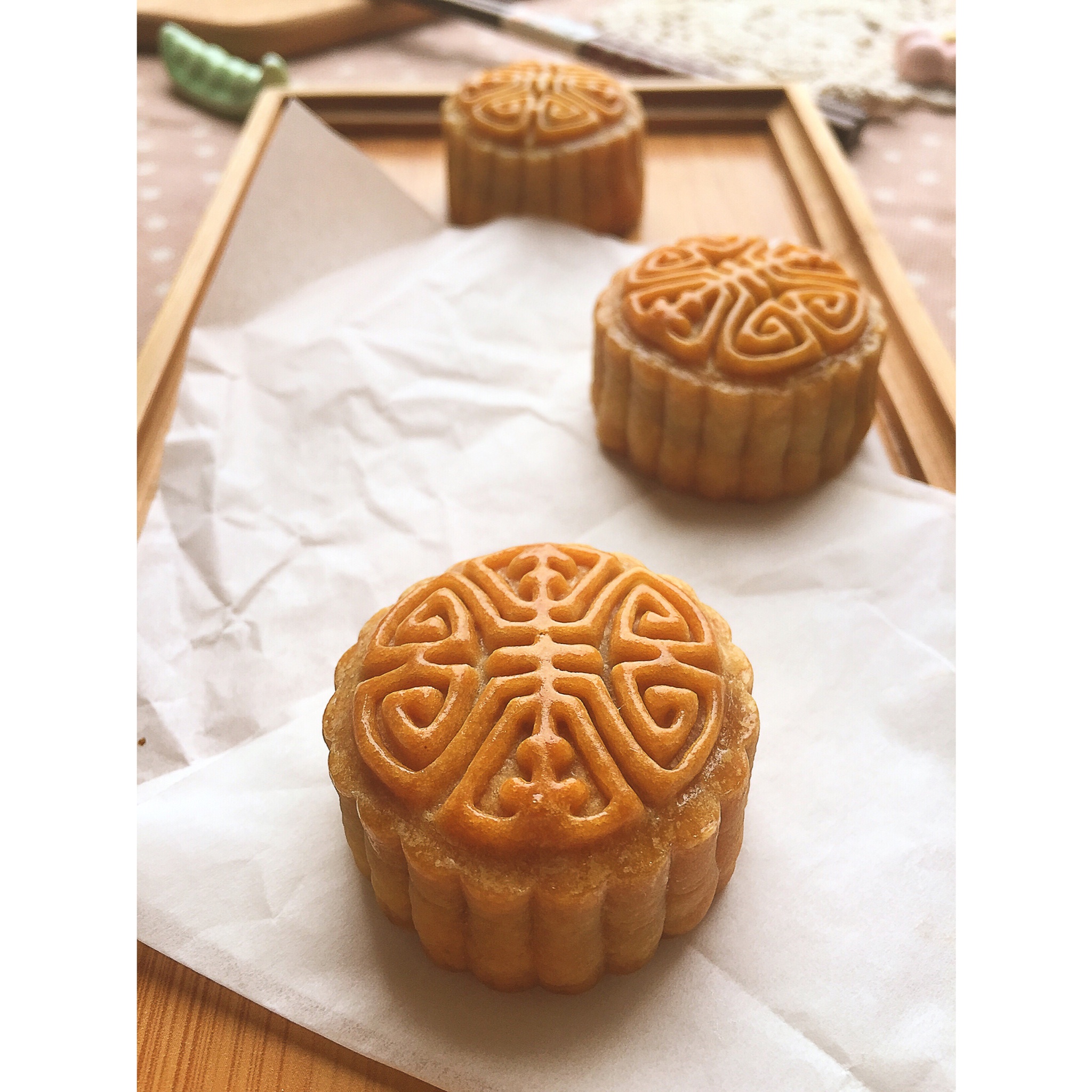 广式月饼—蛋黄莲蓉月饼